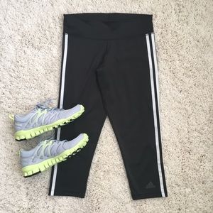 • ADIDAS Striped Capri pants •